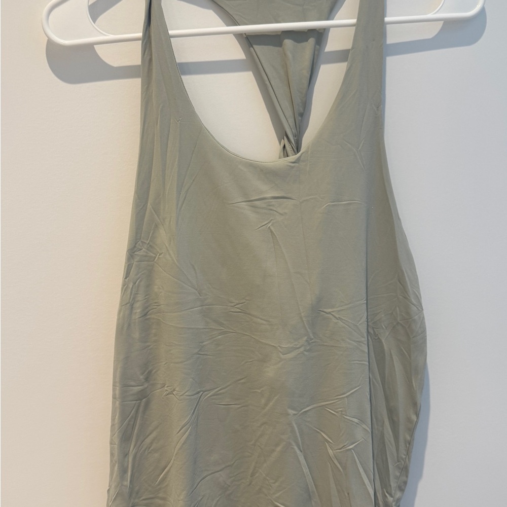 ALO Yoga Women's Tank Top in Light Gray